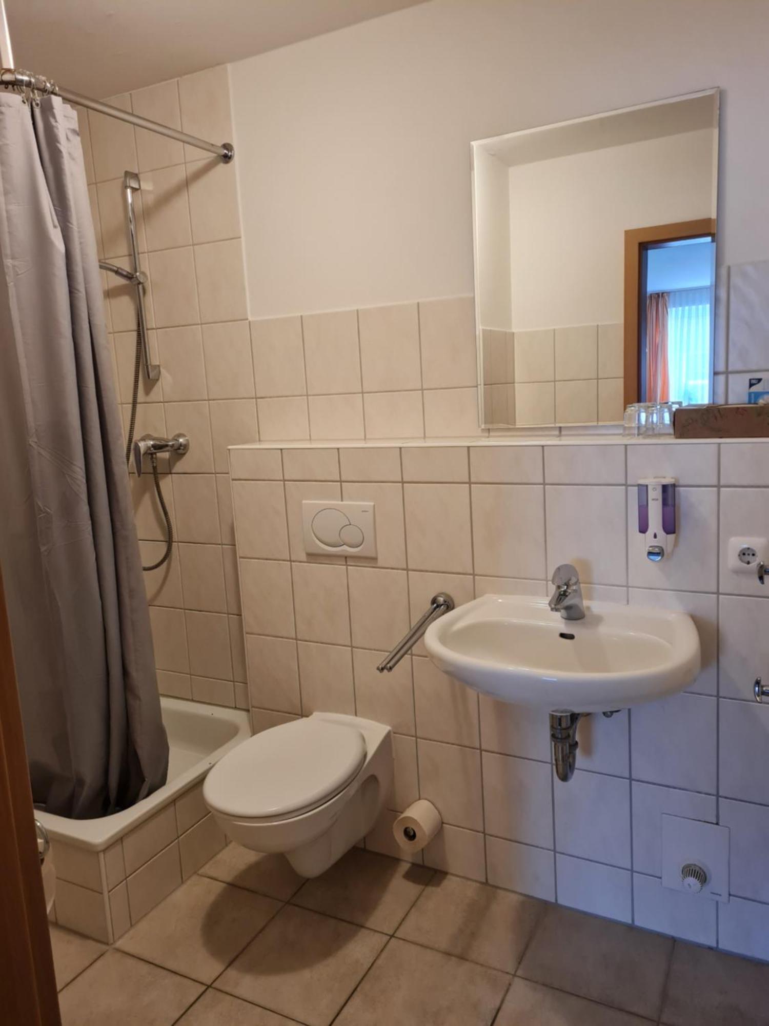 Arp'S Gasthof Schonkirchen Dış mekan fotoğraf