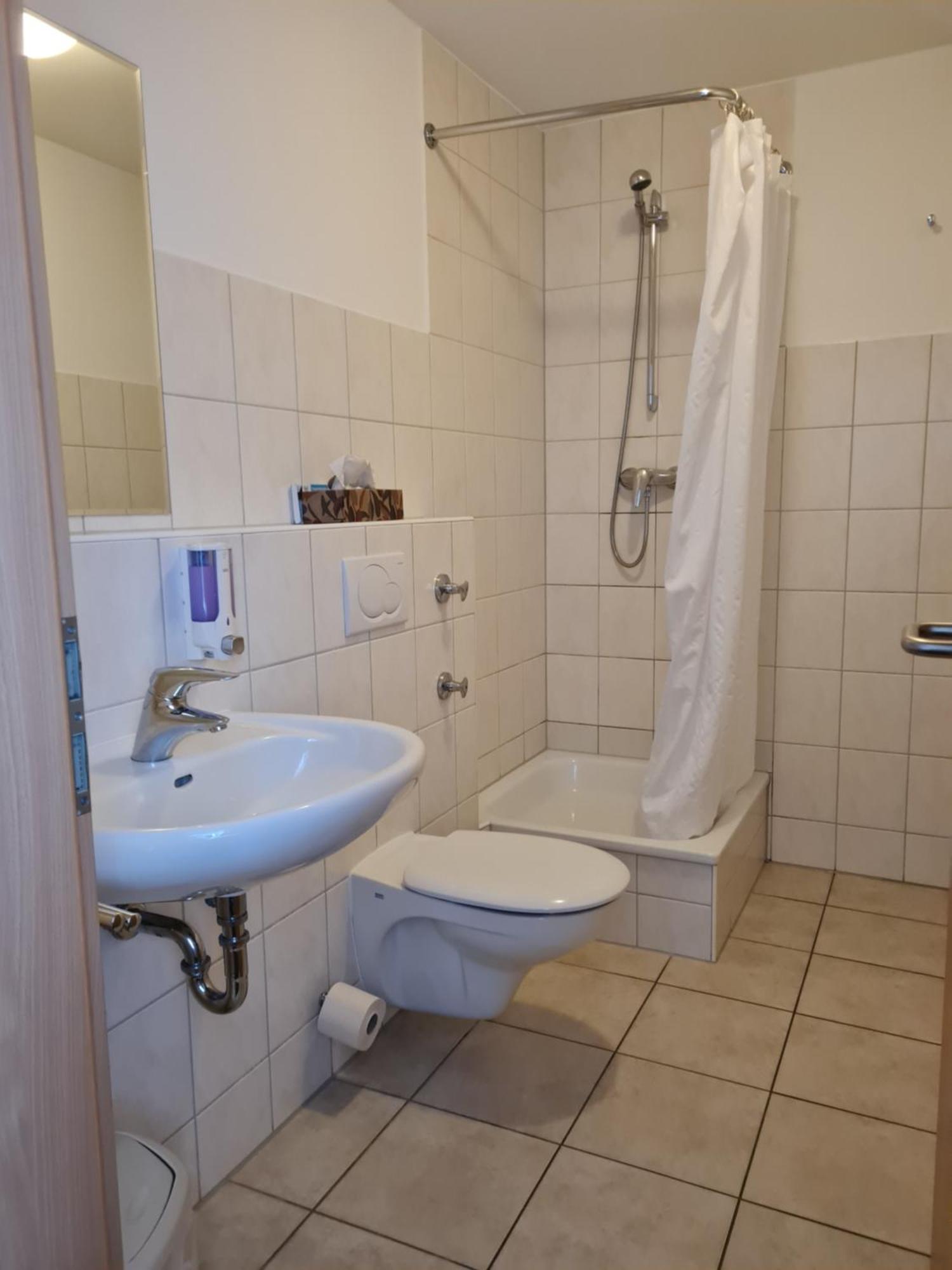 Arp'S Gasthof Schonkirchen Dış mekan fotoğraf